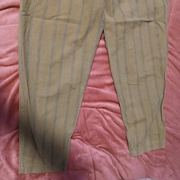 IVY Like New Womens Olive Striped  Pants - Picture 2 of 9